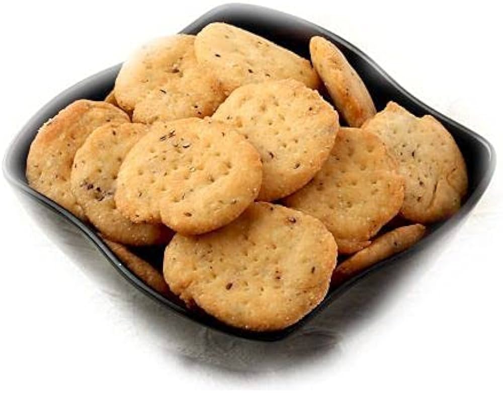 आटे की नमकीन मठरी