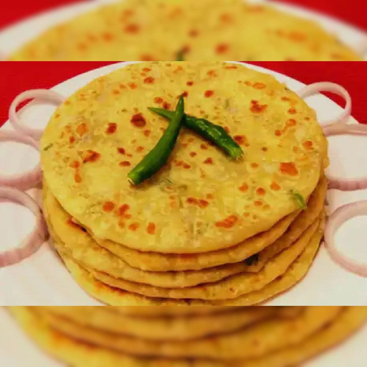 मूंग दाल मसाला परांठा