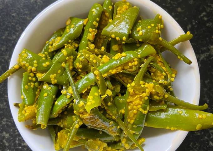 हरी मिर्च का राई का अचार