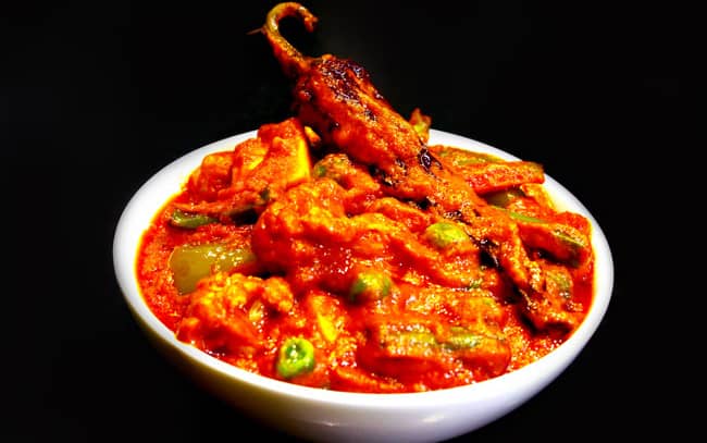 वेज कोल्हापुरी