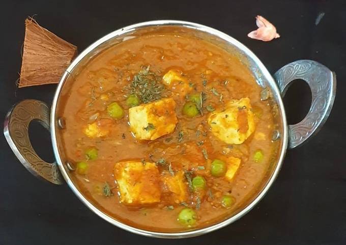 मटर पनीर ढाबा स्टायल