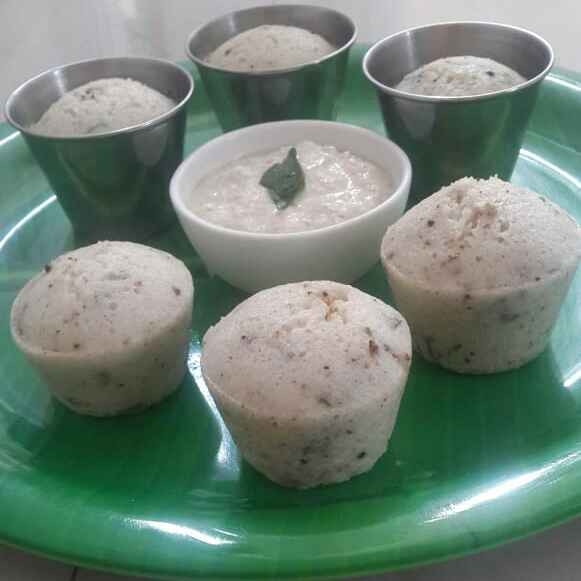 टम्बलर इडली