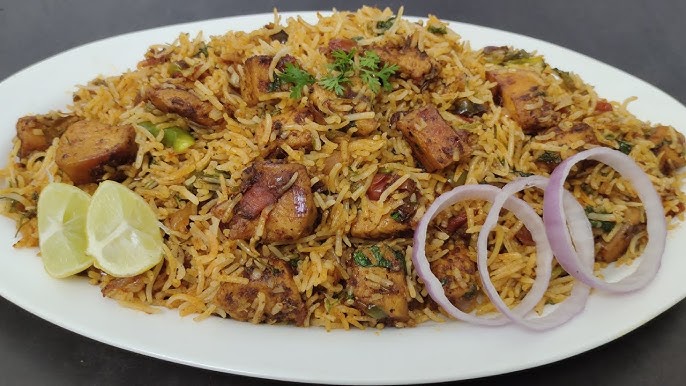 चिल्ली चिकन टॉमेटो पुलाव